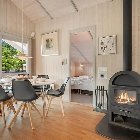 Kuisma - 11km From The Sea By Interhome 度假居 *